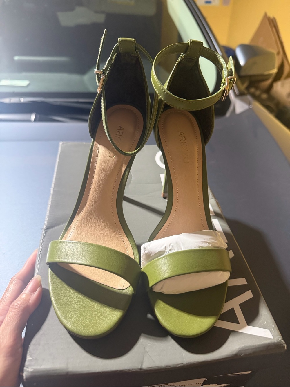 “New” Arezzo Green Ankle Strap Sandals size5.5